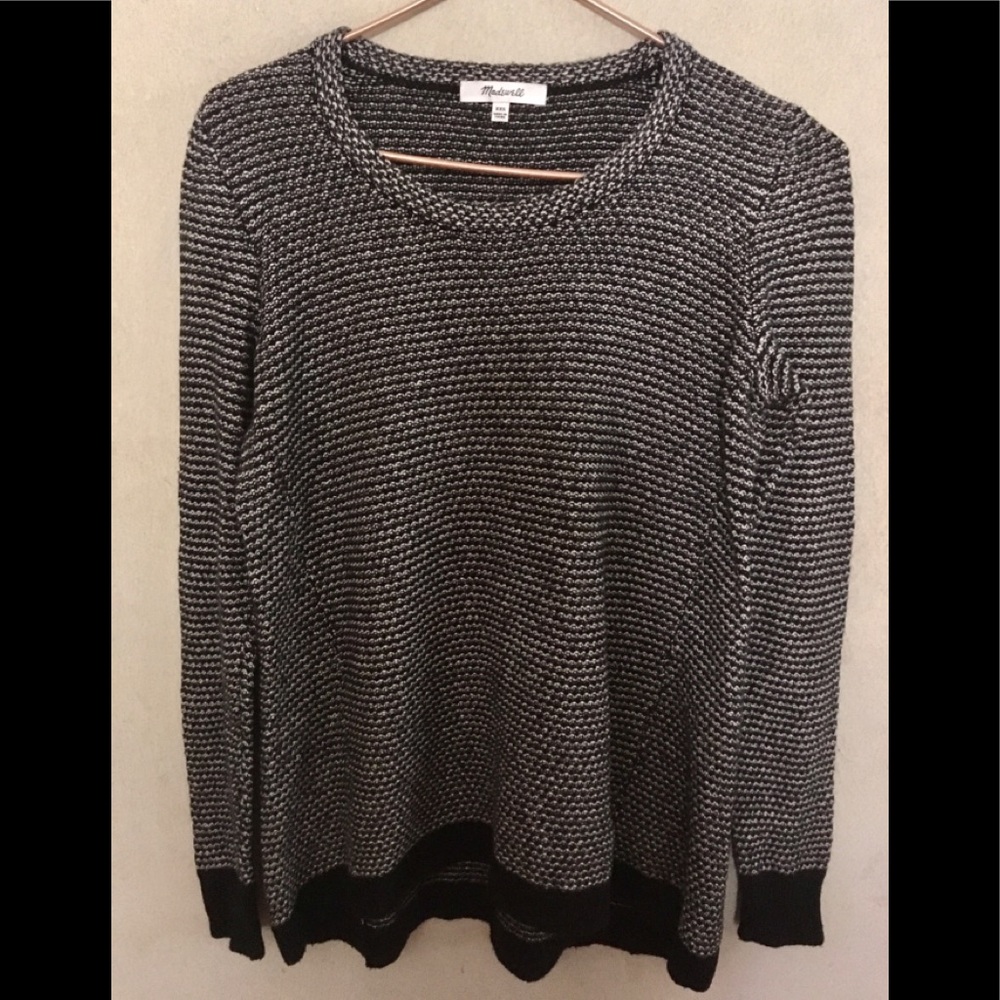 Madewell women sweater. Size xxs.Black/white NWOT